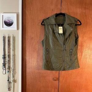 Max Edition Faux Leather
Olive Vest- Medium